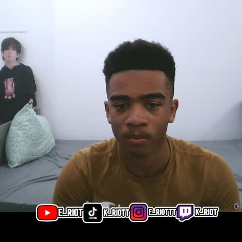 e_riot (@k.riott) is LIVE - TikTok LIVE