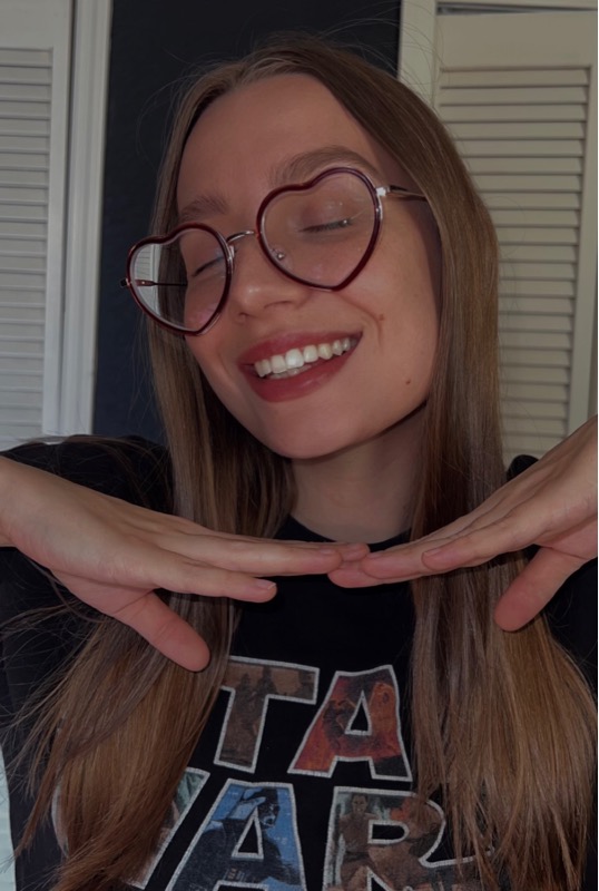 Princess Rev🪐💫 (@princessrevaness) is LIVE - TikTok LIVE